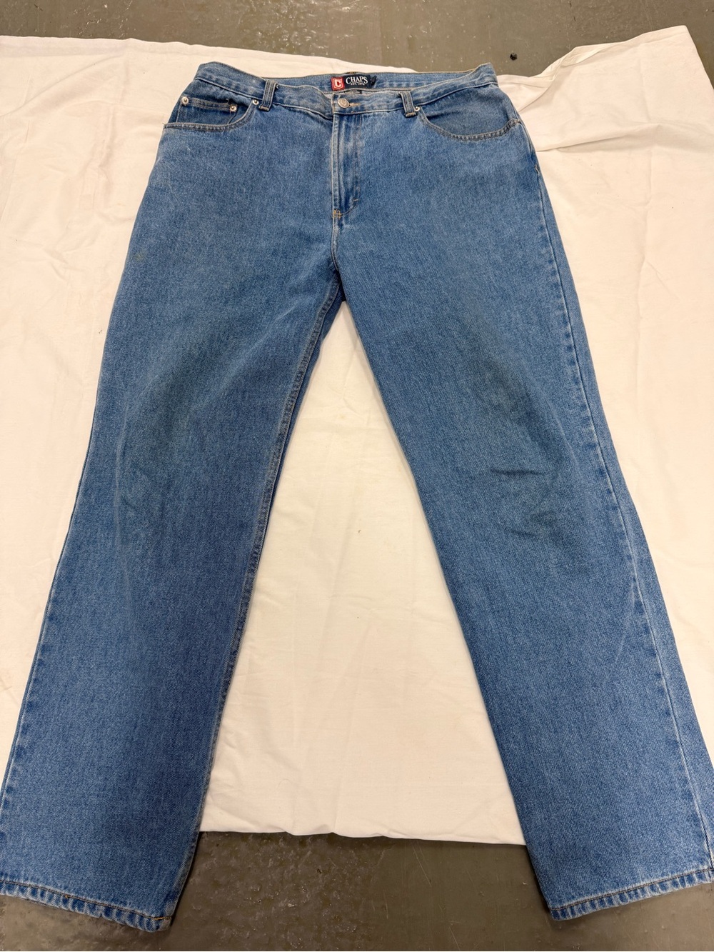 Chaps Men’s Medium Blue Straight-Leg Denim Jeans